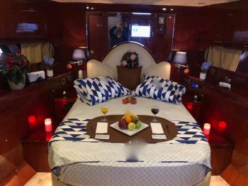 Yacht Gallery