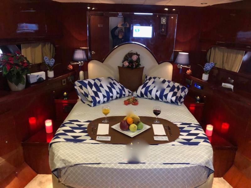 Yacht Gallery