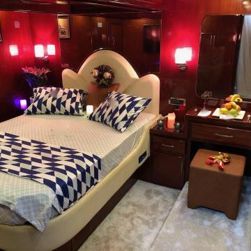 Yacht Gallery