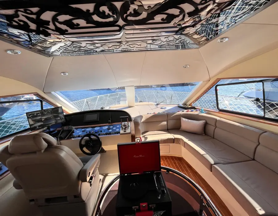 Yacht Gallery