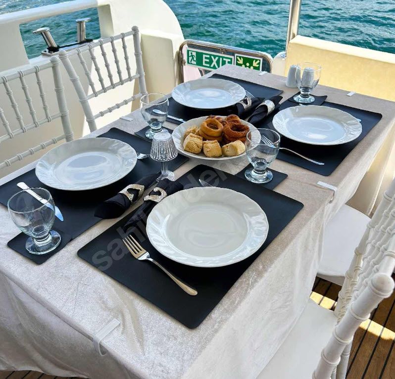 Yacht Gallery