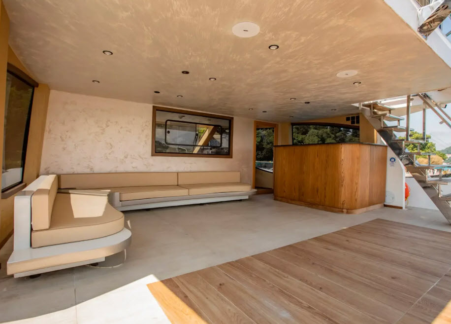 Yacht Gallery