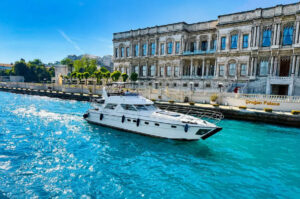 Yacht Thumbnail