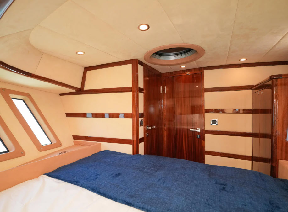 Yacht Gallery
