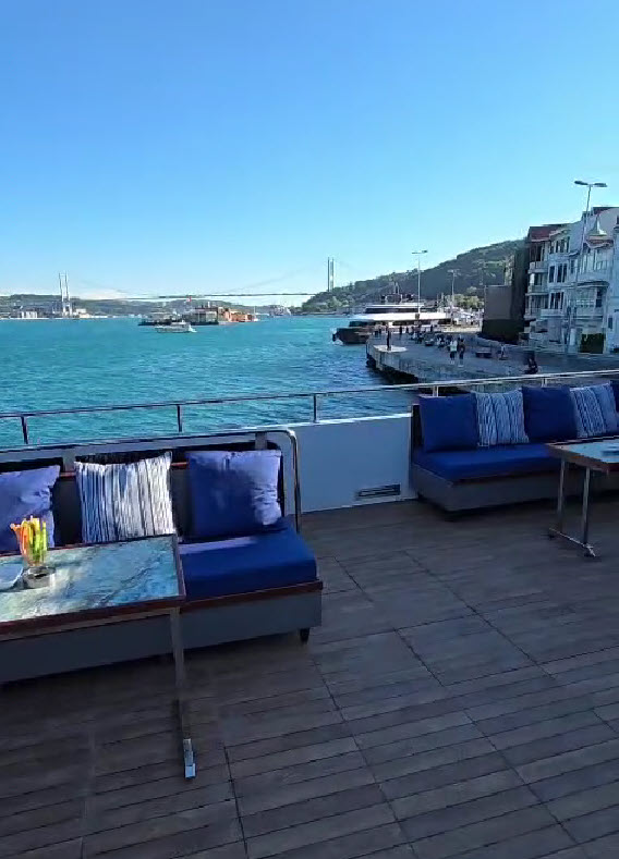 Yacht Gallery