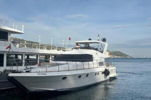 Yacht Thumbnail