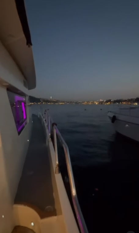 Yacht Gallery