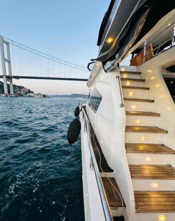 Yacht Gallery