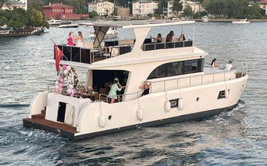 Yacht Gallery