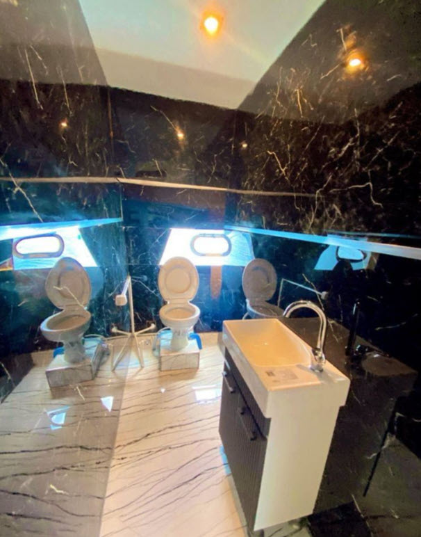 Yacht Gallery