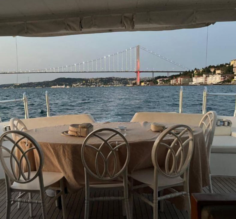 Yacht Gallery