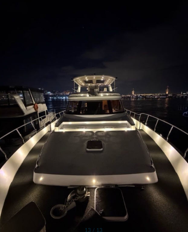 Yacht Gallery