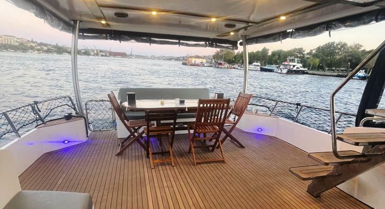 Yacht Gallery