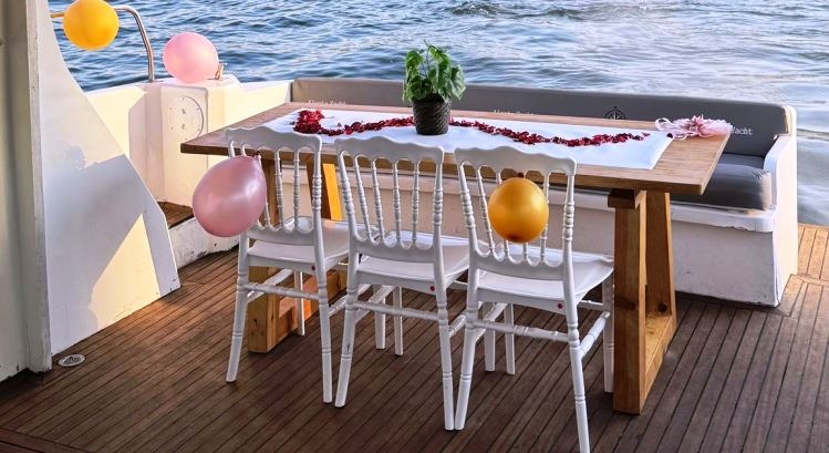 Yacht Gallery
