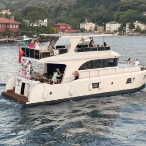 Yacht Thumbnail