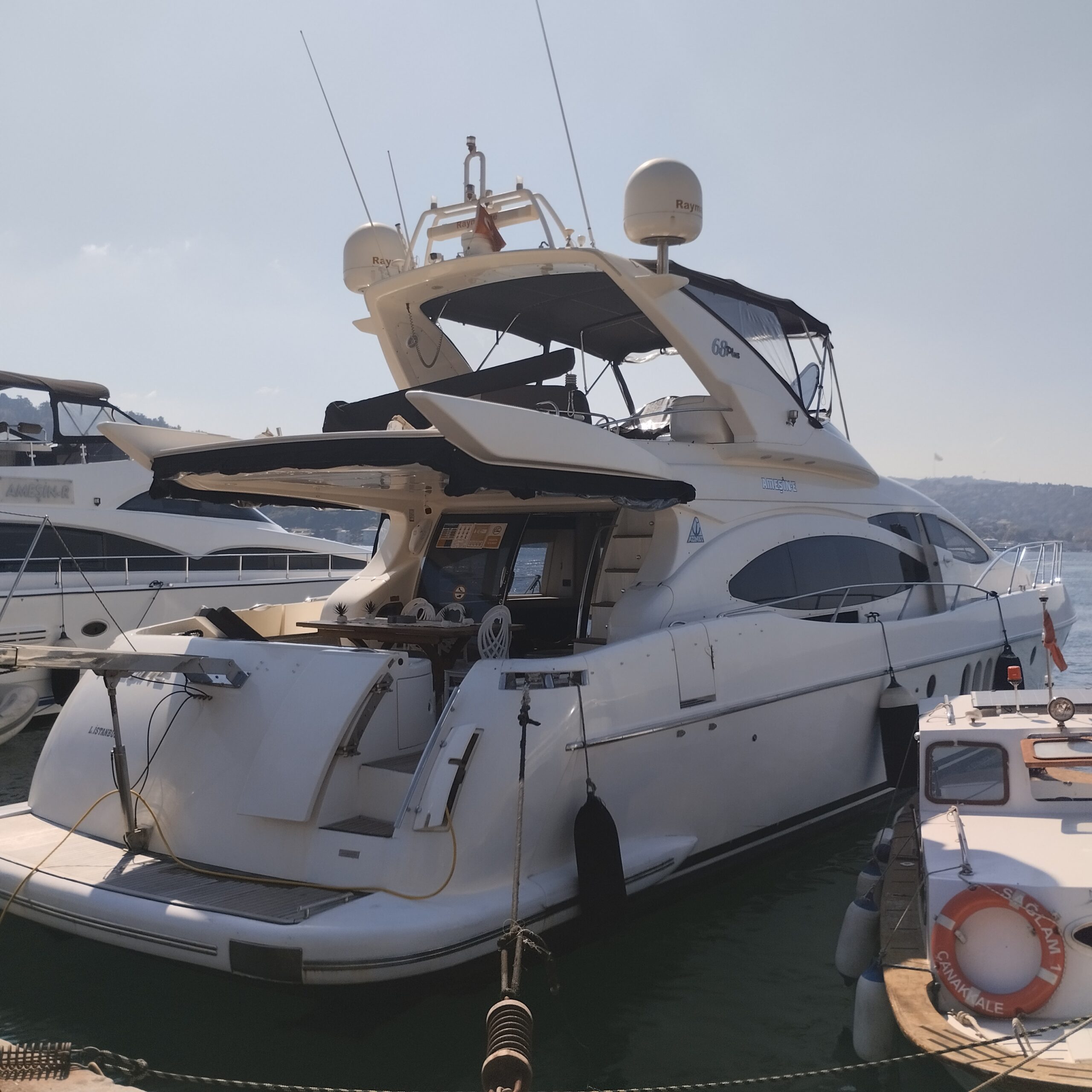 Yacht Gallery