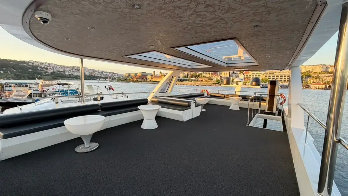 Yacht Gallery