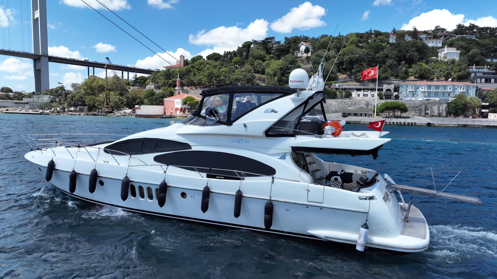 Yacht Gallery